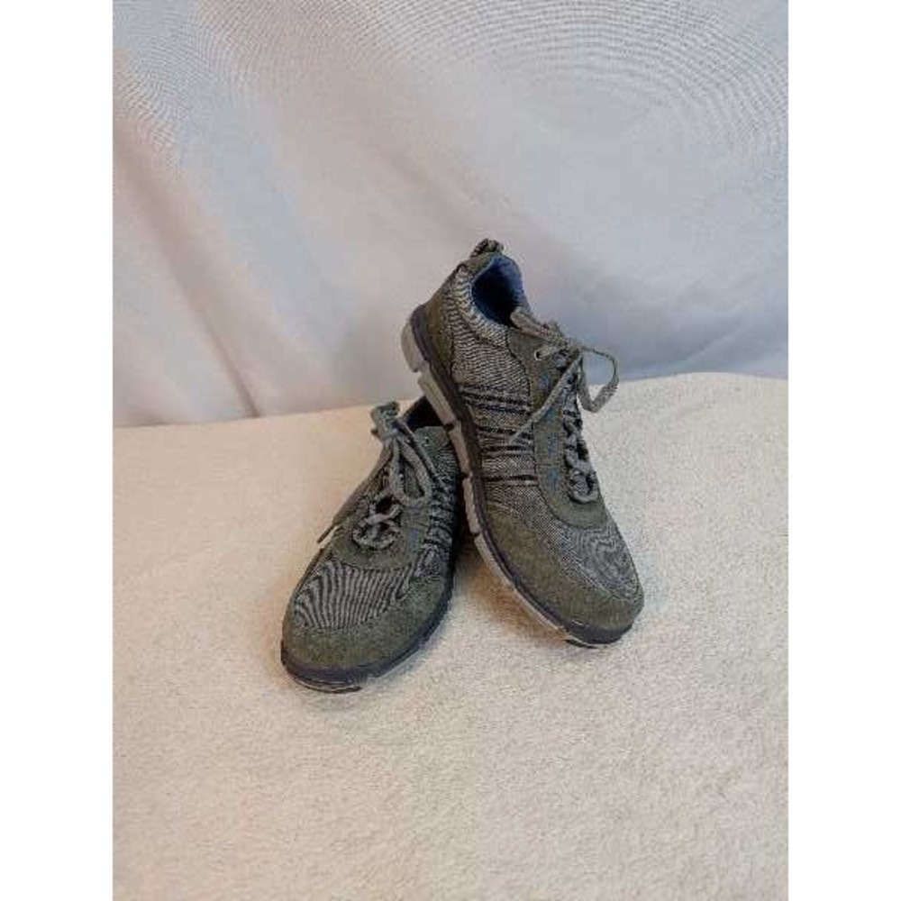Skechers Relaxed‎ Fit Memory Foam Sneakers Shoes Men's Size 9.5 Grey